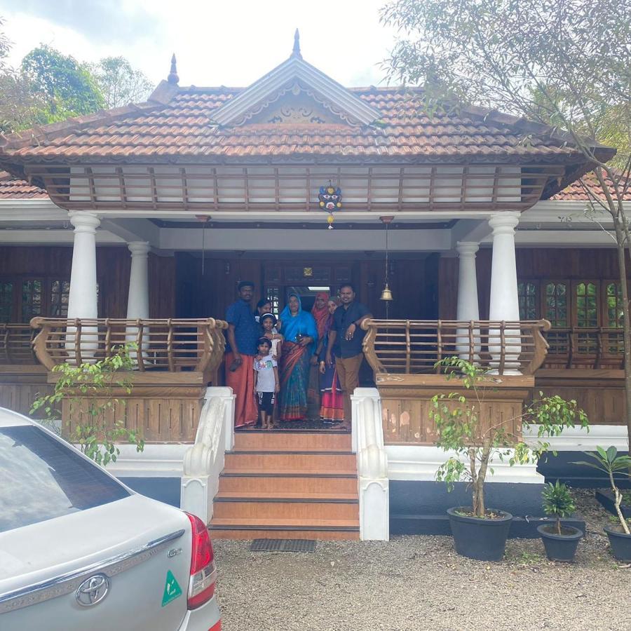 Periyar Heritage 提喀迪 外观 照片